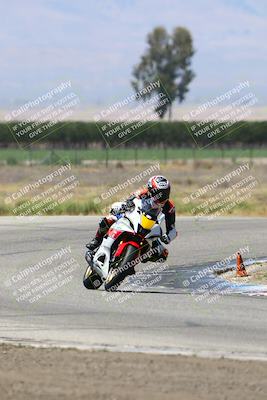 media/May-25-2025-Lets Ride (Sun) [[0ff033e448]]/C Group/1140am (Grapevine)/